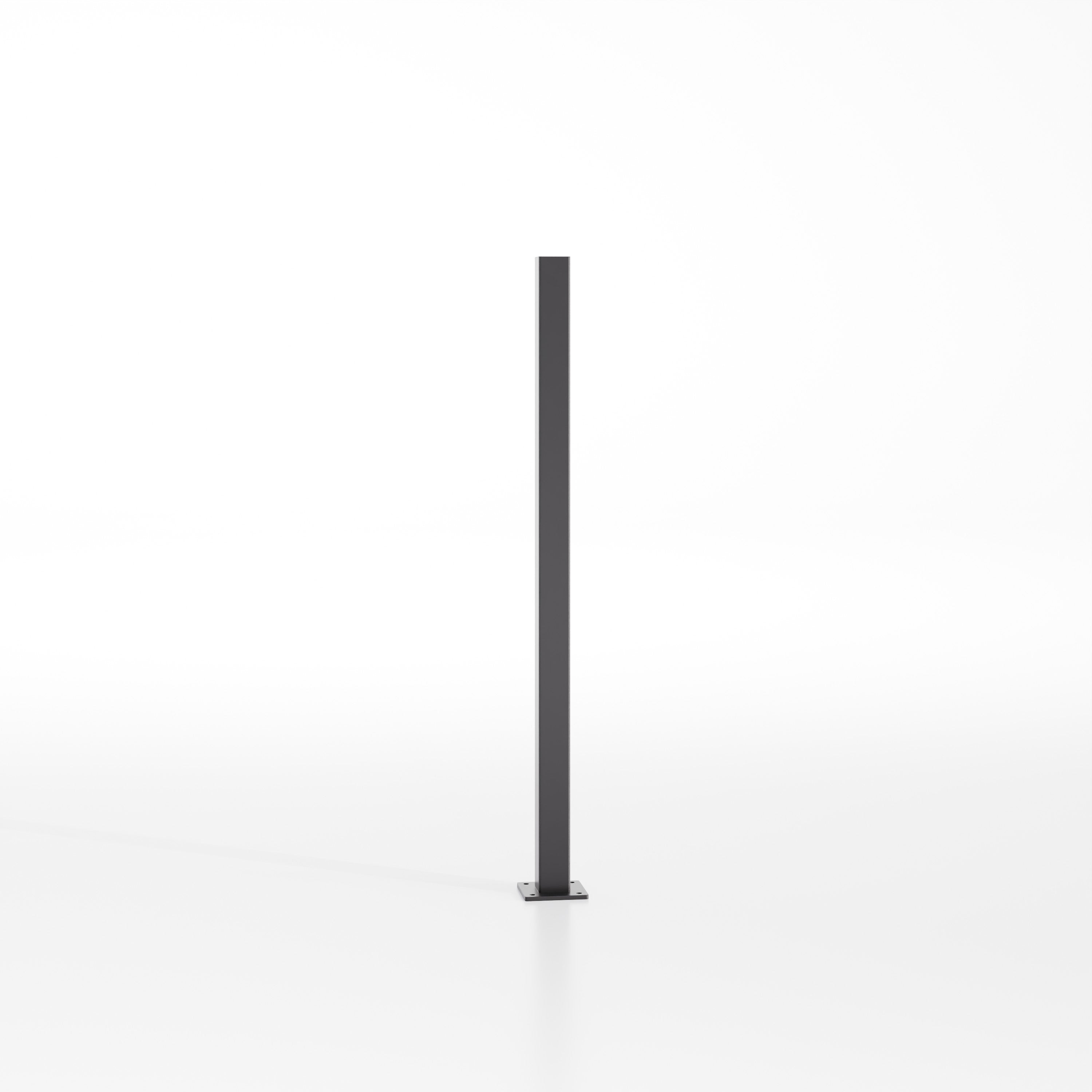 Post 75x75 with Baseplate